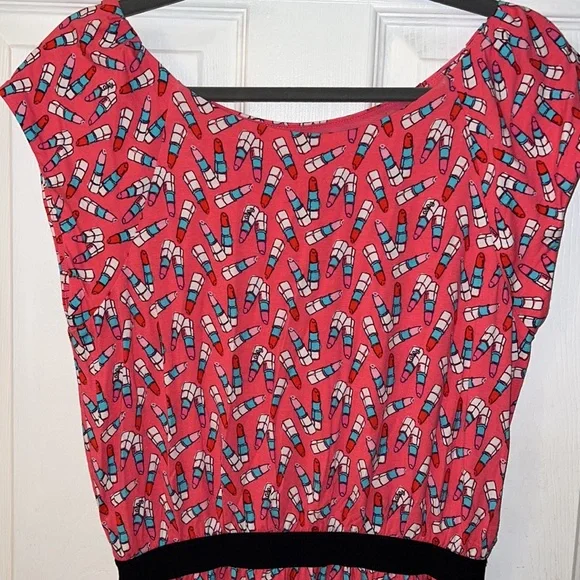 Lilly Pulitzer size L lipstick dress - Picture 3 of 7